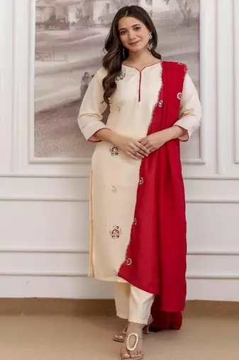Devmina-chanderi-embroidered-kurti-pant