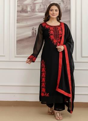 Devsofia-georgette-embroidery-work-kurti-set 3