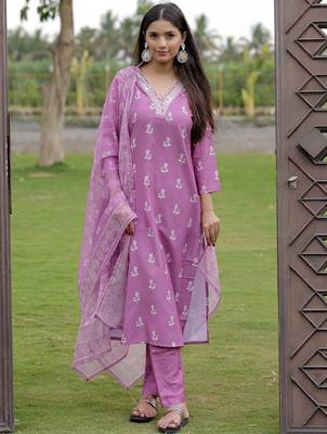 Latest-rayon-embroidery-work-kurti-set-sku-1780 1
