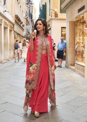 Red crepe wedding-salwar-kameez  1