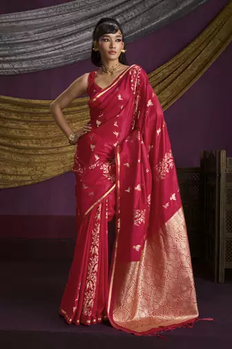 red pure satin handloom weaving silk saree with tussle pallu