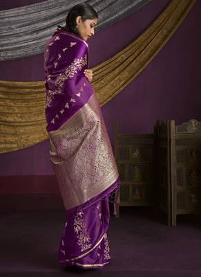 dark magenta pure satin handloom weaving silk saree with tussle pallu 4