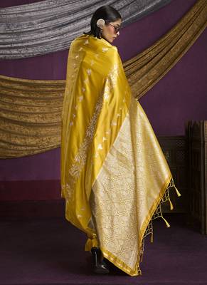 yellow pure satin handloom weaving silk saree with tussle pallu 3