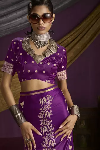 dark magenta pure satin handloom weaving silk saree with tussle pallu