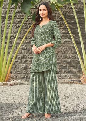 Green geometric print poly cotton fusion wear co-ord set 3