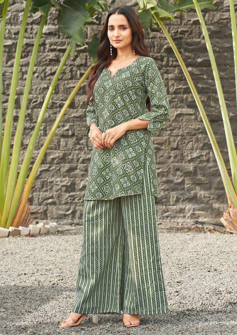 Green geometric print poly cotton fusion wear co-ord set
