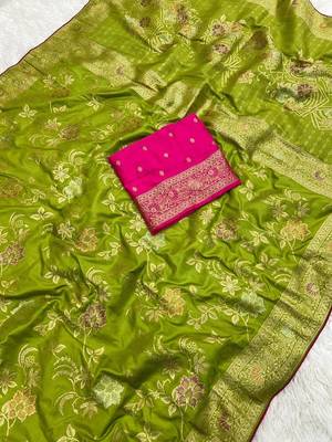 Green Color Traditional Dola Silk Wedding saree 1
