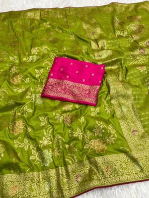 Green Color Traditional Dola Silk Wedding saree 2
