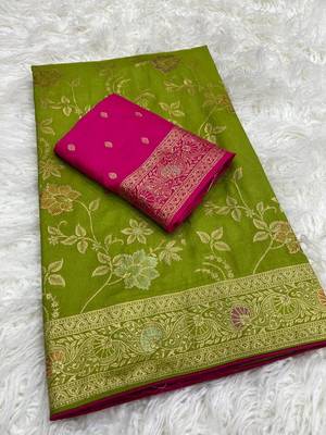 Green Color Traditional Dola Silk Wedding saree 3