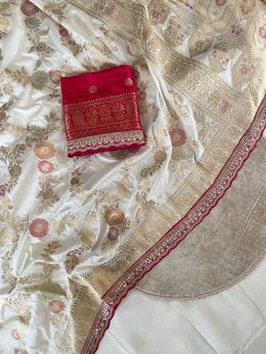 Off White Color Dola Silk Zari Weaving Wedding Saree  2
