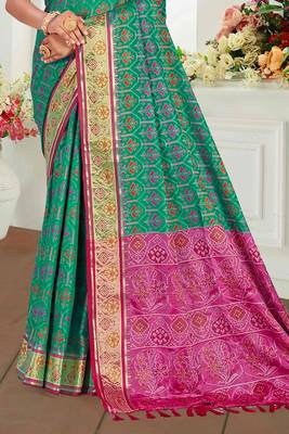 emerald green patola silk blend woven work traditional saree 3