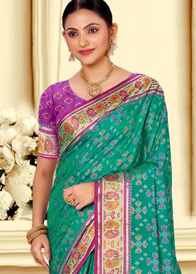 emerald green patola silk blend woven work traditional saree 2