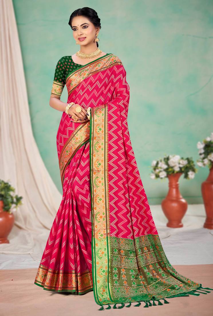 rani pink patola silk blend woven work traditional saree