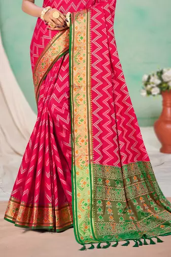 rani pink patola silk blend woven work traditional saree