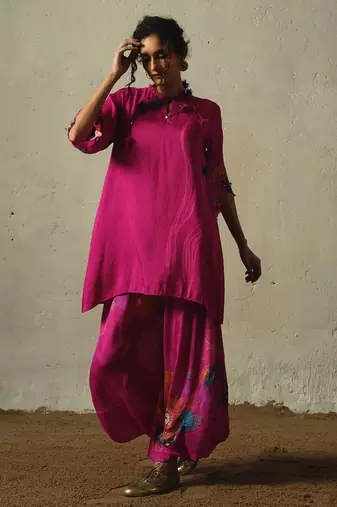Pink embroidered chiffon kurta set