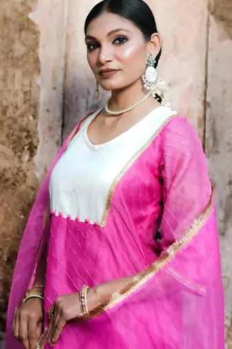 Pink cotton silk woven kurta set