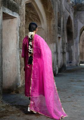 Pink cotton silk woven kurta set 3