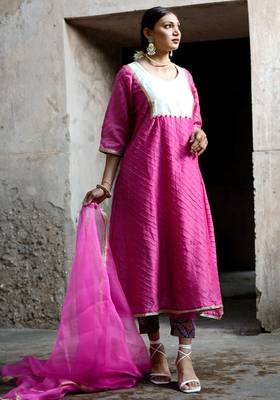 Pink cotton silk woven kurta set 4