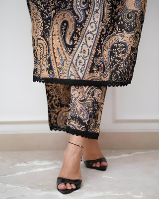 Paisley Print Kurta Set with Palazzo Pants, 3/4 Sleeve, Lace Trim 3