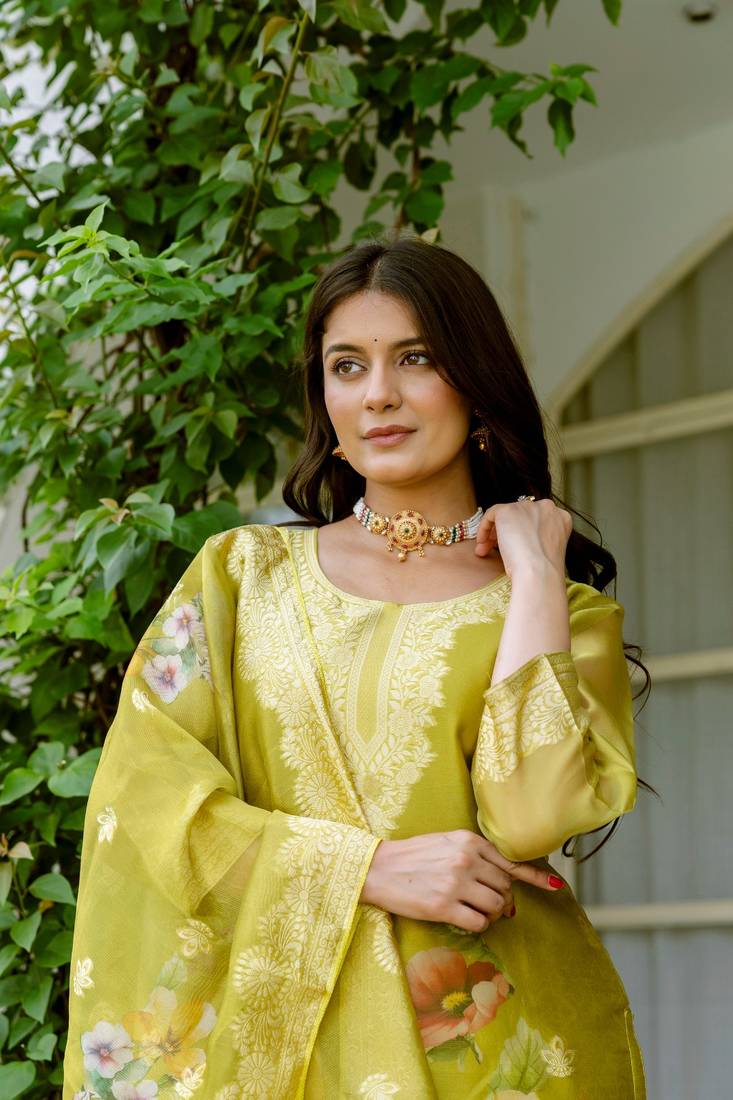 Women's Beautiful Jacquard Printed Work Organza viscose Fabric Straight Kurta Pant and Dupatta Set