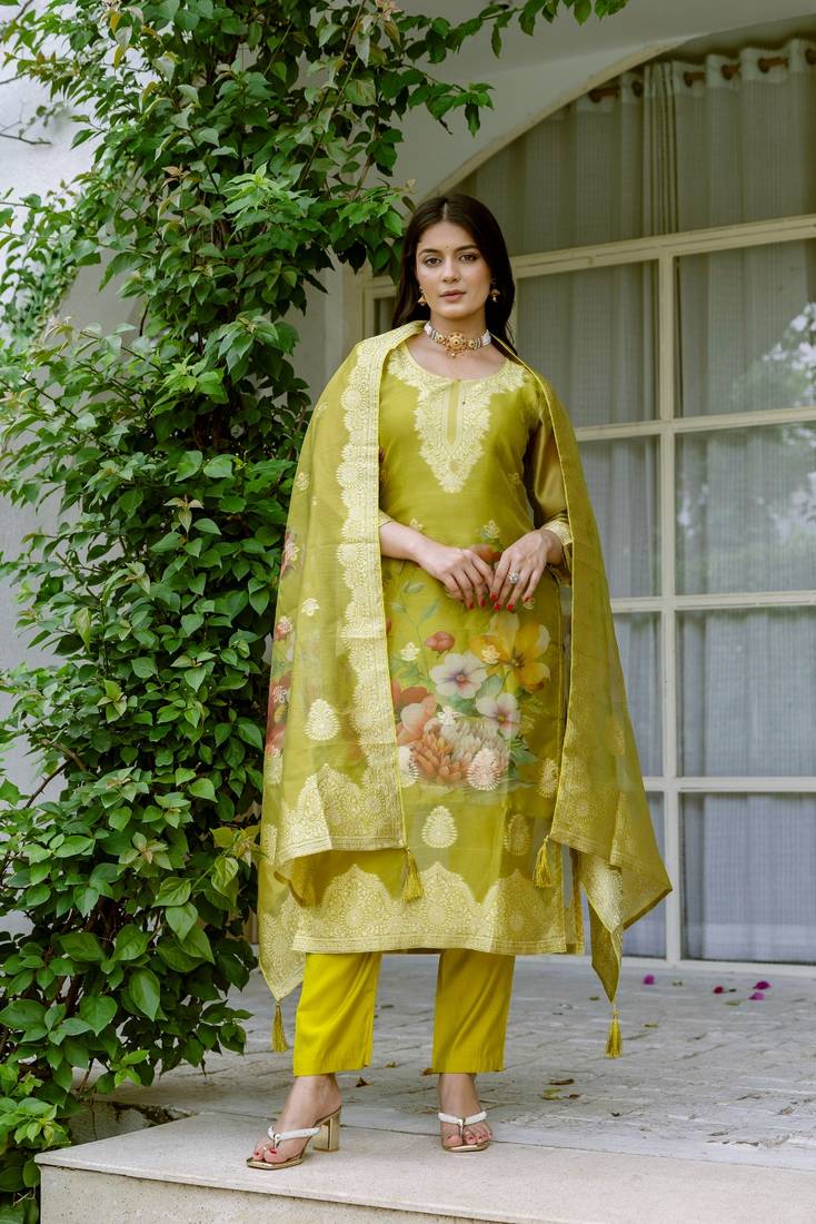 Women's Beautiful Jacquard Printed Work Organza viscose Fabric Straight Kurta Pant and Dupatta Set