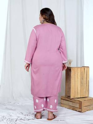  womens plus size pink embroidered kurta with palazzo 4