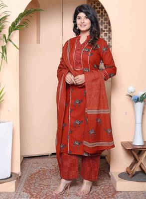  womens pure cotton animal printed straight kurta with palazzo & dupatta set 2