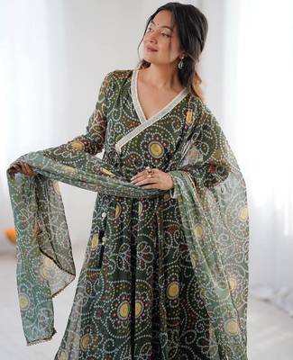 green georgette salwar suit with printed dupatta 3