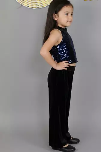Blue embroidered velvet co ord set