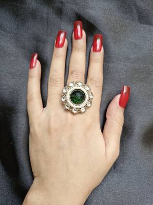 Afrah green stone studded ring 1