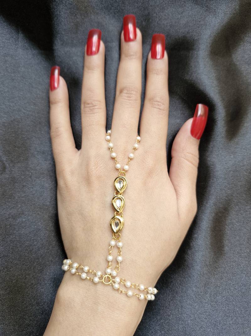 Kundan hand harness