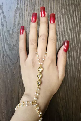 Kundan hand harness
