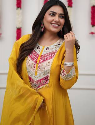 Yellow chanderi heavy thread embroidery work kurta pant set 3