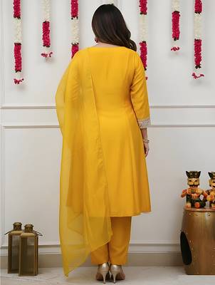 Yellow chanderi heavy thread embroidery work kurta pant set 4