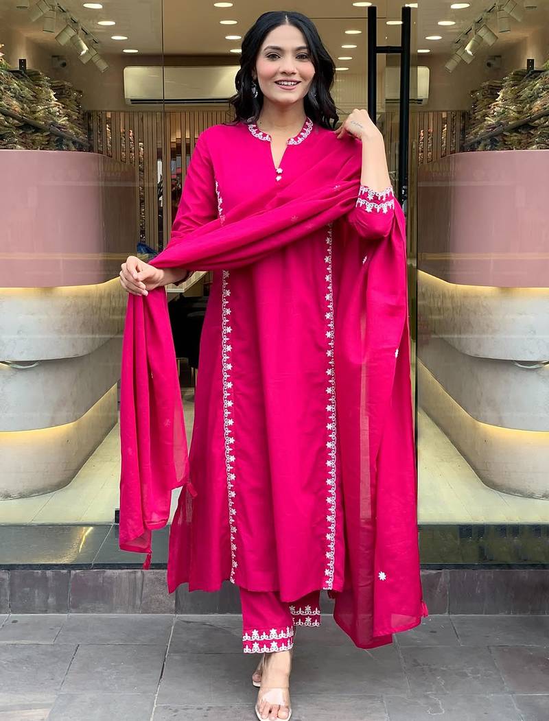 Rani pink p.v chanderi heavy thread embroidery work kurta pant set