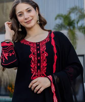 Black georgette heavy thread embroidery work kurta pant set 3