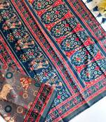 Grey dola viscose digital print saree with unstitched blouse