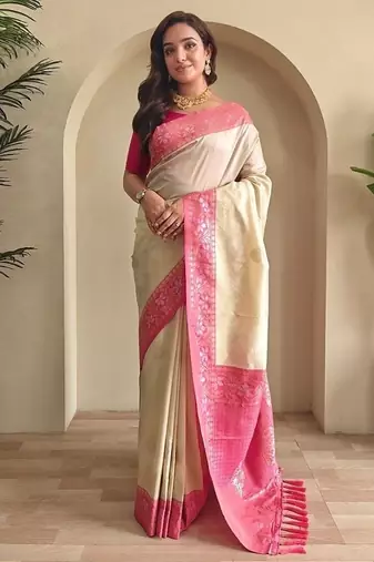Cream dual tone silk weaving saree with unstitched blouse