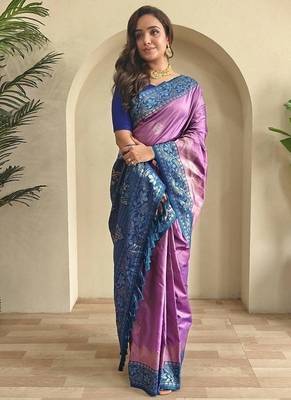 Lavender dual tone silk weaving saree with unstitched blouse 1