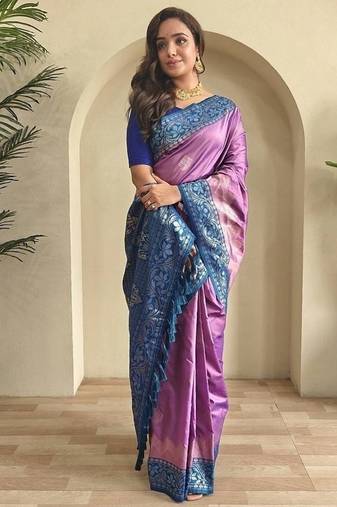 Lavender dual tone silk weaving saree with unstitched blouse