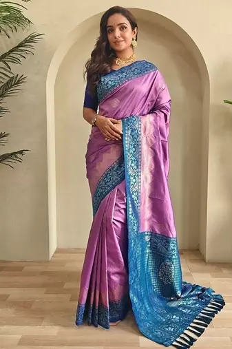 Lavender dual tone silk weaving saree with unstitched blouse