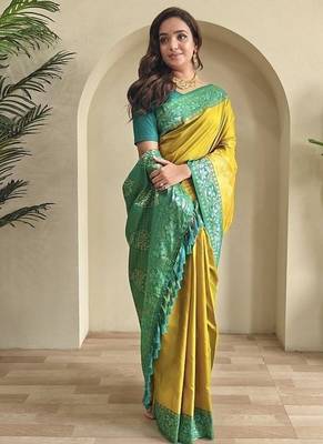 Lime dual tone silk weaving saree with unstitched blouse 1