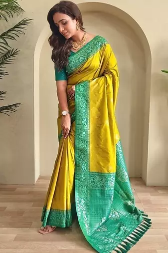 Lime dual tone silk weaving saree with unstitched blouse