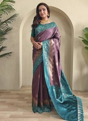 Mauve dual tone silk weaving saree with unstitched blouse 2
