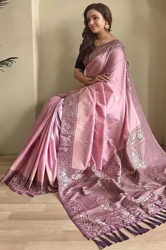 Pink dual tone silk weaving saree with unstitched blouse