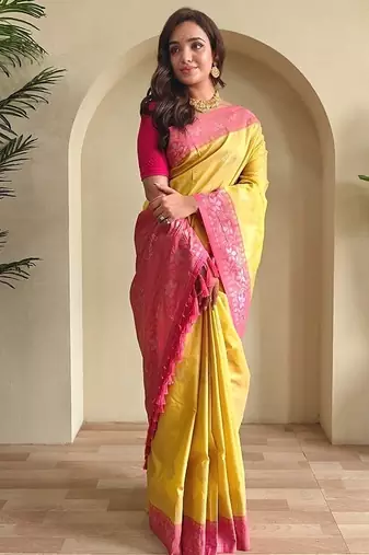 Yellow dual tone silk weaving saree with unstitched blouse