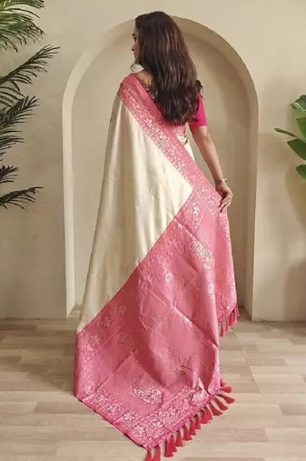 Cream dual tone silk weaving saree with unstitched blouse
