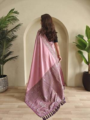 Pink dual tone silk weaving saree with unstitched blouse 4