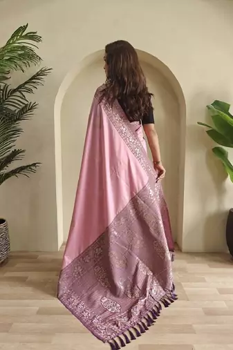 Pink dual tone silk weaving saree with unstitched blouse