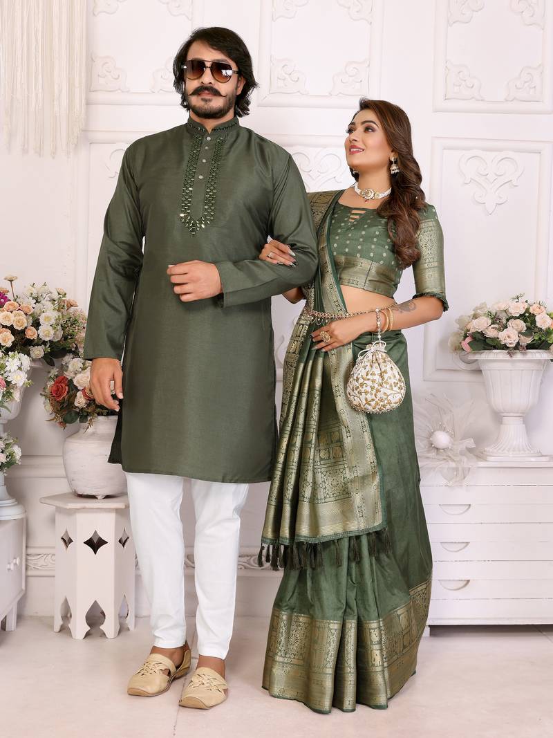Green silk couple set kurta and saree with jacquard border